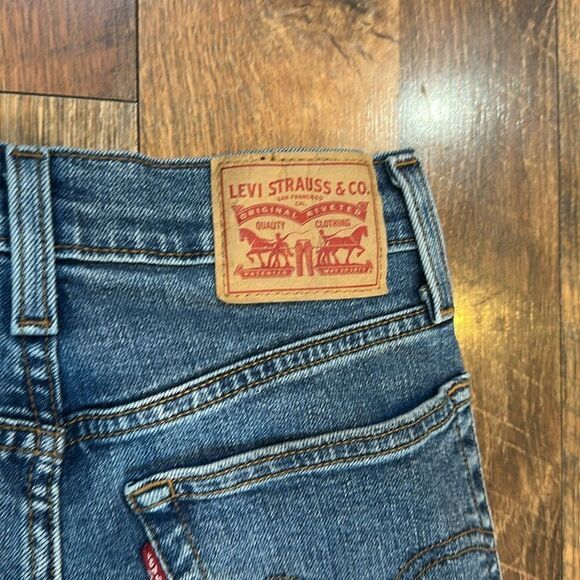 Levi’s button buttonfly jeans 26 (7003) - Picture 4 of 5